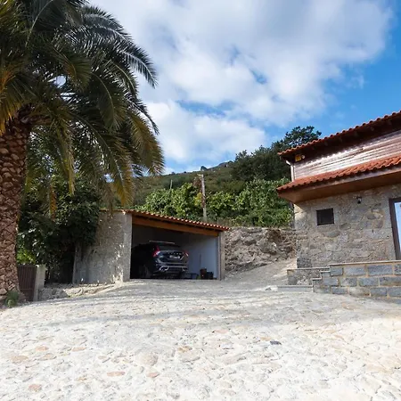 Abracos Dos Avos - Casas Do Monte * Vila Verde (Braga)