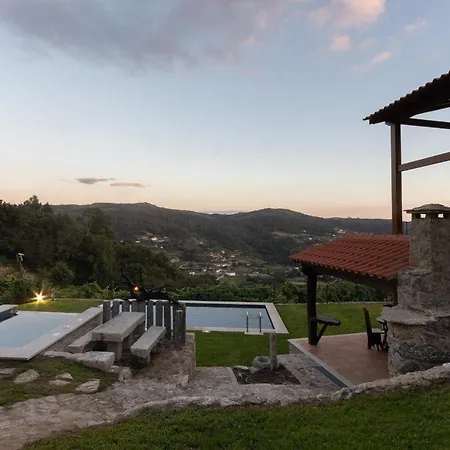 Abracos Dos Avos - Casas Do Monte Dağ evi