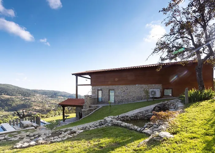 Abracos Dos Avos - Casas Do Monte