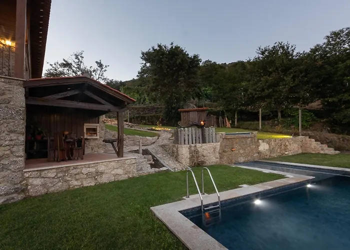 Chalet Abracos Dos Avos - Casas Do Monte