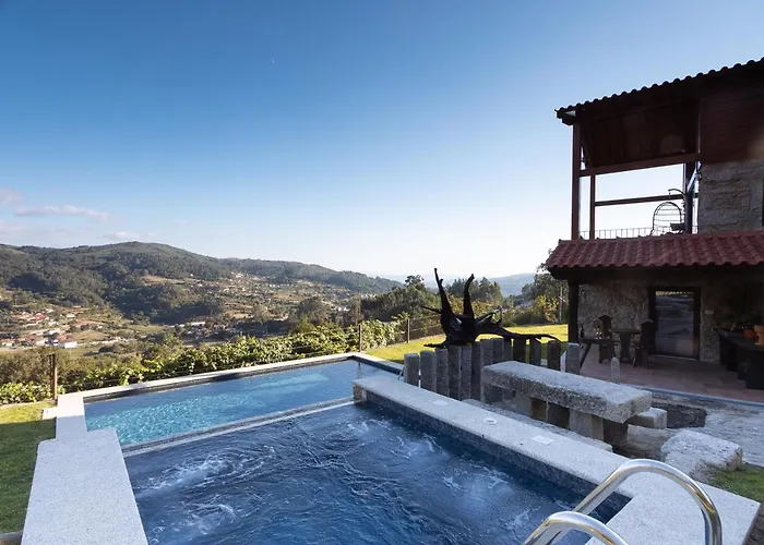 Abracos Dos Avos - Casas Do Monte *